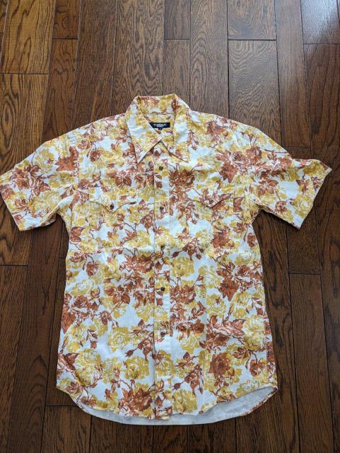 トルネードマート 花柄 半袖シャツ < ブランド  トルネードマート 花柄 半袖シャツ  < ブランドの