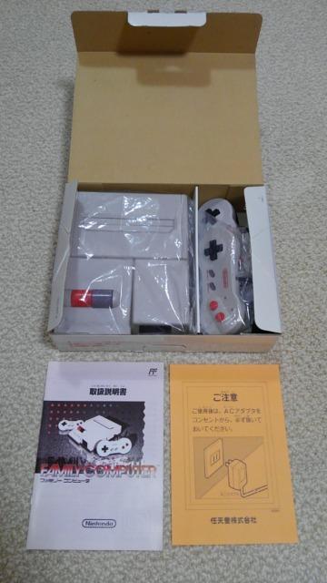 ニューファミコンセット < ゲーム本体/ソフト  ニューファミコンセット < ゲーム本体/ソフトの