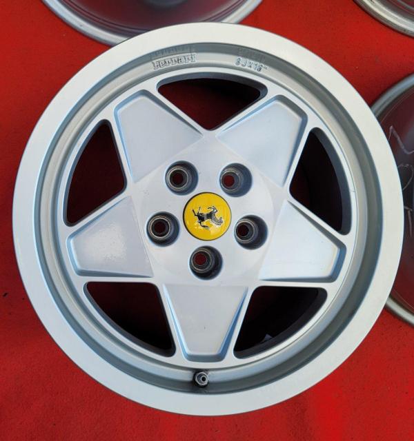 Ferrari フェラーリ テスタロッサ 純正ホイール16インチ 8J +34.2 10J +59.6 PCD 108 5H ホイ < 自動車/バイク Ferrari フェラーリ テスタロッサ 純正ホイール16インチ 8J +34.2 10J +59.6 PCD 108 5H ホイ < 自動車/バイク