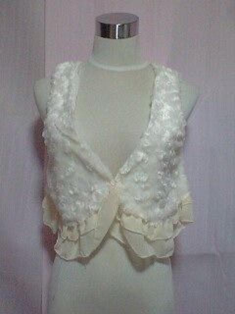 Raffine Ange裾フリルモコモコベスト < 女性ファッション Raffine Ange裾フリルモコモコベスト < 女性ファッションの