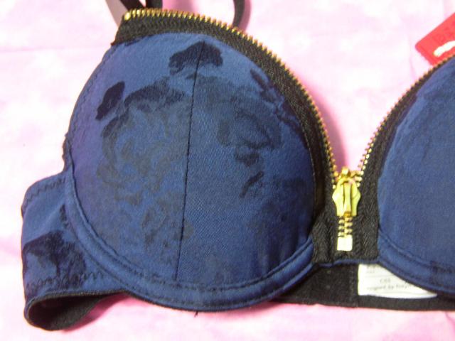 同色花柄センターファスナァーD65Mワイヤー入り < 女性ファッション  同色花柄センターファスナァーD65Mワイヤー入り < 女性ファッションの