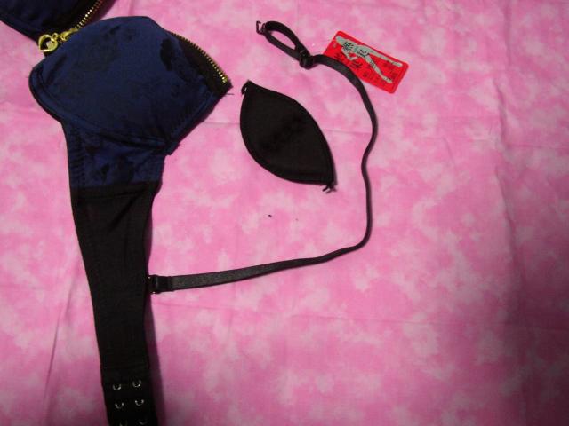 同色花柄センターファスナァーD65Mワイヤー入り < 女性ファッション  同色花柄センターファスナァーD65Mワイヤー入り < 女性ファッションの