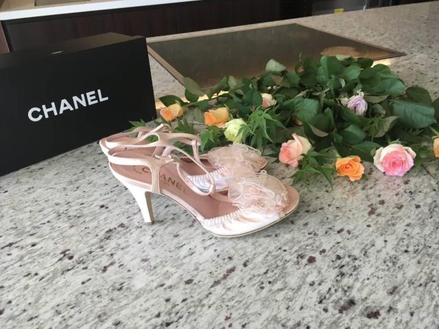 ★正規品★CHANEL★コサージュ サンダル★ココマーク ストラップ ハイヒール★35C★ < ブランド  ★正規品★CHANEL★コサージュ サンダル★ココマーク ストラップ ハイヒール★35C★  < ブランドの