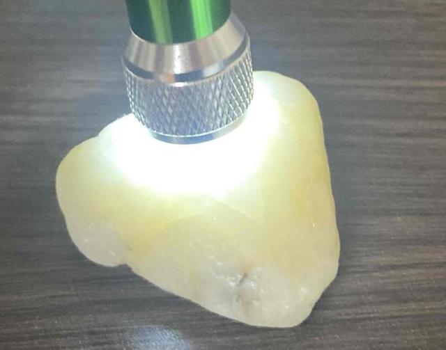 770円スタート!「ワイヤー作家」や「ジュエリー作家」の素材に阿波貴石(ホワイトトパーズ)原石 < 女性ファッション  770円スタート!「ワイヤー作家」や「ジュエリー作家」の素材に阿波貴石(ホワイトトパーズ)原石 < 女性ファッションの