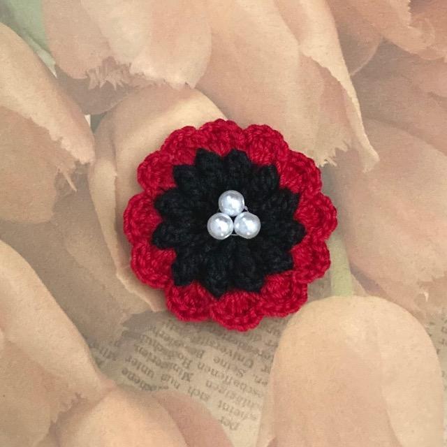 ハンドメイド♪レース編み かぎ針編み お花モチーフのブローチ < 女性ファッション  ハンドメイド♪レース編み かぎ針編み お花モチーフのブローチ  < 女性ファッションの
