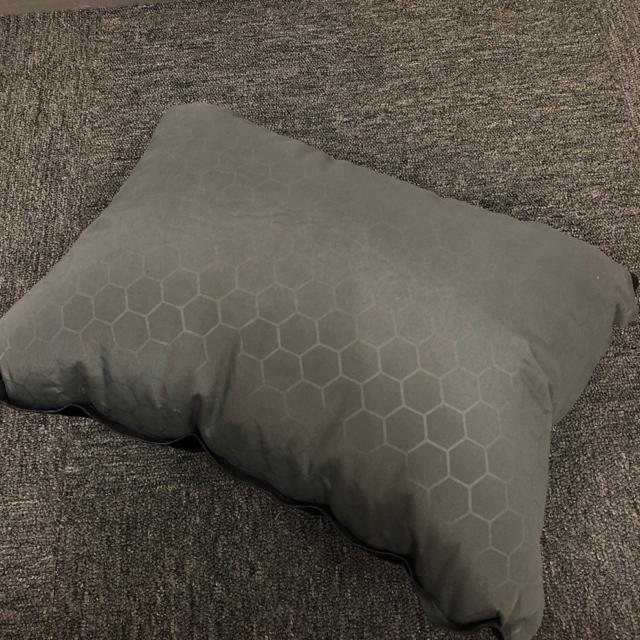 即決 kakuri エアクッション 枕 < レジャー/スポーツ 即決 kakuri エアクッション 枕 < レジャー/スポーツの