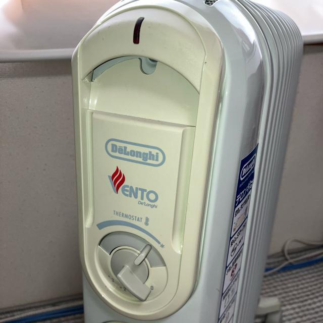 デロンギ 社製 オイル密閉式ラジエター型ヒーター V551115EFS 伊製 オイルヒーター < 家電/AV デロンギ 社製 オイル密閉式ラジエター型ヒーター V551115EFS 伊製 オイルヒーター < 家電/AVの