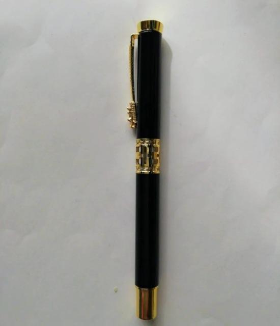 高級ボールペン(透かし彫りデザイン) < インテリア/ライフ 高級ボールペン(透かし彫りデザイン) < インテリア/ライフの