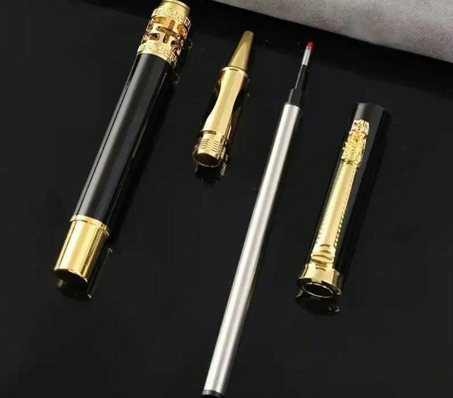 高級ボールペン(透かし彫りデザイン) < インテリア/ライフ 高級ボールペン(透かし彫りデザイン) < インテリア/ライフの