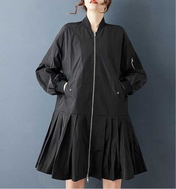 ジップアップ ジャケット ダブルファスナー プリーツ 切り替え リブ付き 光沢感 ブラック 大きいサイズ < 女性ファッション ジップアップ ジャケット ダブルファスナー プリーツ 切り替え リブ付き 光沢感 ブラック 大きいサイズ < 女性ファッションの