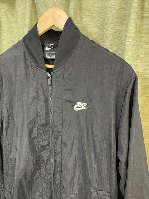 Nike ナイキ ナイロンジャケット ブラック ジャケット ジャンバー アウター ブラック 黒 サイズL ウーブンプレイヤーズ < ブランド Nike ナイキ ナイロンジャケット ブラック ジャケット ジャンバー アウター ブラック 黒 サイズL ウーブンプレイヤーズ < ブランドの