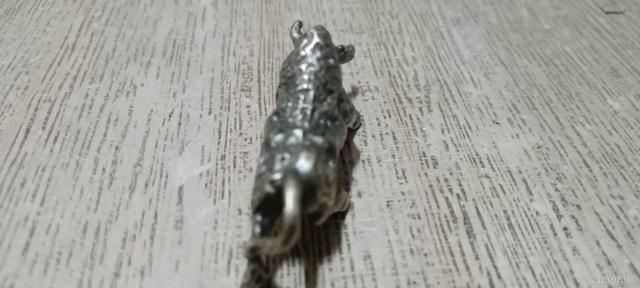 牛の置物オブジェ ミニ 1個真鍮製 闘牛 風水 開運 金運 昭和レトロ 大正ロマン 大正浪漫 アンティーク インテリア 縁起物 < インテリア/ライフ 牛の置物オブジェ ミニ 1個真鍮製 闘牛 風水 開運 金運 昭和レトロ 大正ロマン 大正浪漫 アンティーク インテリア 縁起物 < インテリア/ライフの