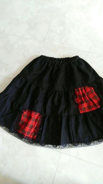 黒フリルスカート < 女性ファッション  黒フリルスカート  < 女性ファッションの