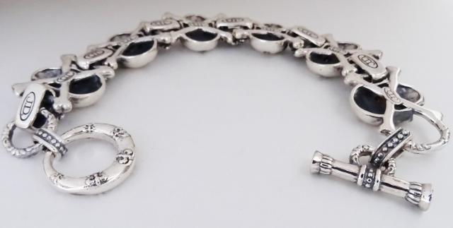 シルバー925 6クラウンスカルブレス ルビー < 男性アクセサリー/時計 シルバー925 6クラウンスカルブレス ルビー < 男性アクセサリー/時計の