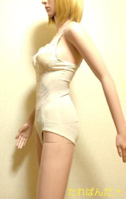 �傫��L(A80L)�����{�{�f�B���Y��ȃo�C�J���[���[�X�̃{�f�B�X�[�cS131��3�_�ő���