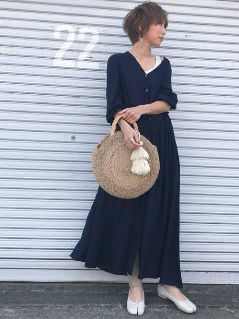 ザラ タッセル付 丸型カゴバッグ < ブランド ザラ タッセル付 丸型カゴバッグ < ブランドの