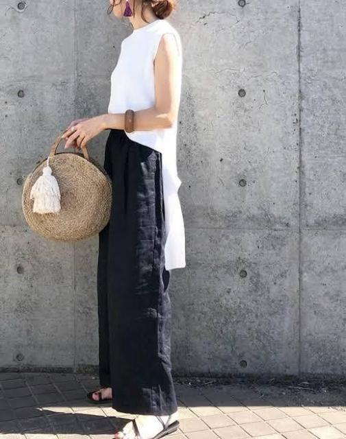 ザラ タッセル付 丸型カゴバッグ < ブランド ザラ タッセル付 丸型カゴバッグ < ブランドの