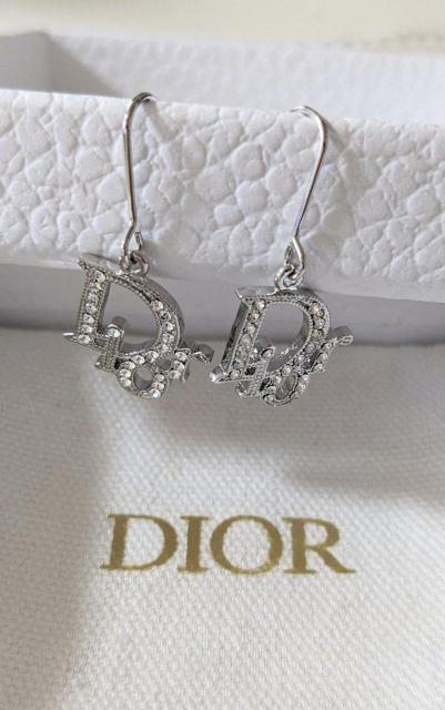 肨li@@قږgpzChristian Dior@sAX@DiorS