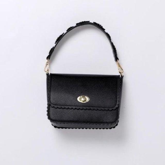 新品☆ミッシュマッシュ*フラワースカラップショルダーバッグ < ブランド  新品☆ミッシュマッシュ*フラワースカラップショルダーバッグ < ブランドの