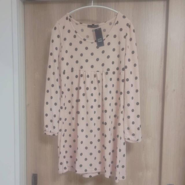 新品タグ付き ピンク水玉柄長袖ワンピース Mサイズ 送料無料 < 女性ファッション 新品タグ付き ピンク水玉柄長袖ワンピース Mサイズ 送料無料 < 女性ファッションの