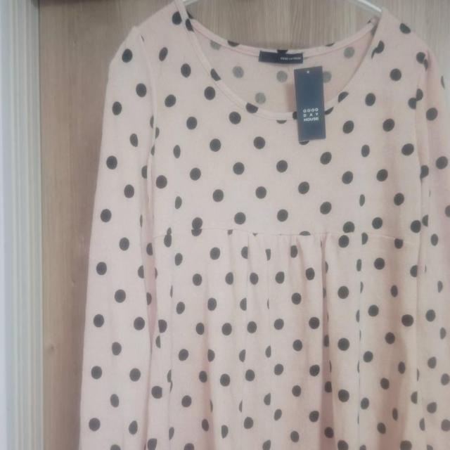 新品タグ付き ピンク水玉柄長袖ワンピース Mサイズ 送料無料 < 女性ファッション 新品タグ付き ピンク水玉柄長袖ワンピース Mサイズ 送料無料 < 女性ファッションの