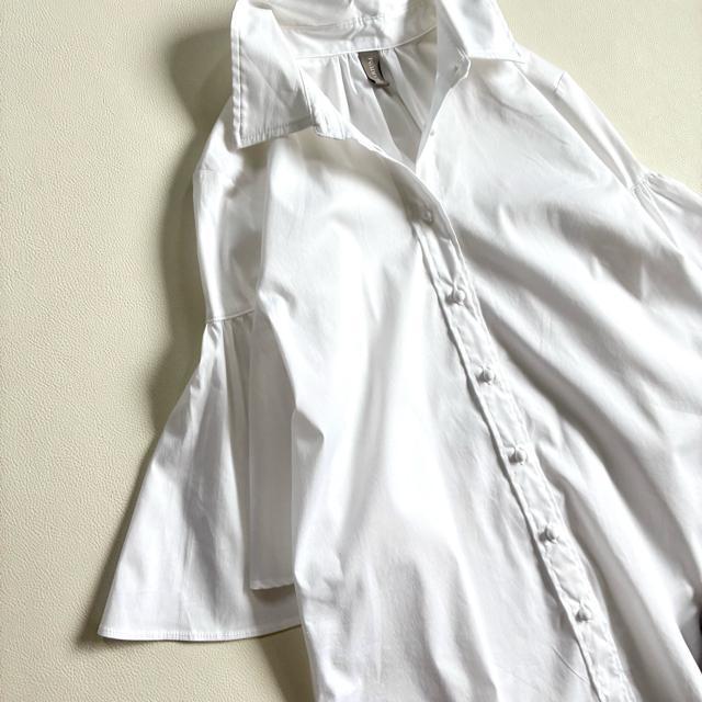 ◆美品◆1.7万◆ディアリウム◆トランペットスリーブブラウス◆白◆フォーマル可M < 女性ファッション ◆美品◆1.7万◆ディアリウム◆トランペットスリーブブラウス◆白◆フォーマル可M < 女性ファッションの