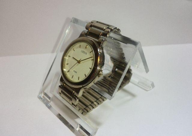 Ao A[o ALBA URBAN rv  ANZT[/v 