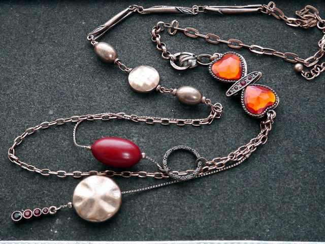 新品アンティーク調個性派ハートストーンエスニックネックレス < 女性アクセサリー/時計  新品アンティーク調個性派ハートストーンエスニックネックレス  < 女性アクセサリー/時計の