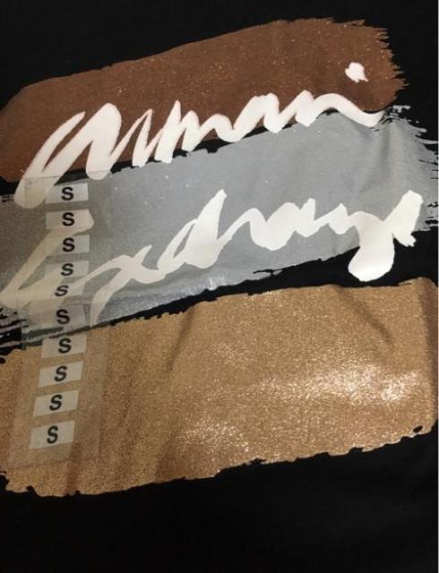 ニューヨーク限定【新品未使用】アルマーニ●ロゴ入りTシャツ ラメ●黒ブラック < ブランド ニューヨーク限定【新品未使用】アルマーニ●ロゴ入りTシャツ ラメ●黒ブラック < ブランドの