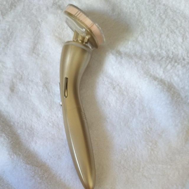 ★バイブレーション付きメイクアップパフ < 香水/コスメ/ネイル  ★バイブレーション付きメイクアップパフ < 香水/コスメ/ネイルの