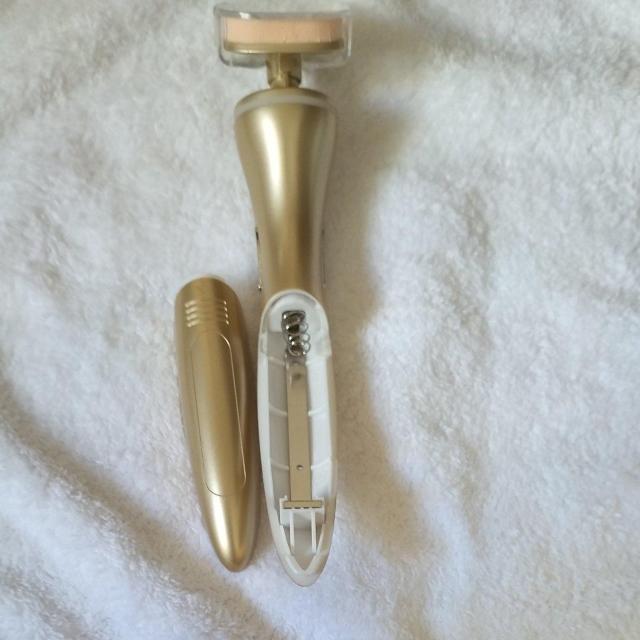 ★バイブレーション付きメイクアップパフ < 香水/コスメ/ネイル  ★バイブレーション付きメイクアップパフ < 香水/コスメ/ネイルの