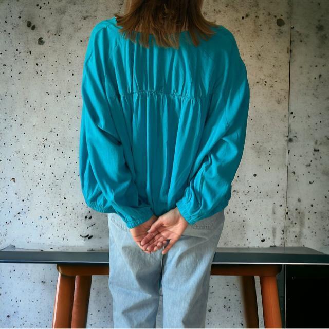 新品タグ付き FURRY レーヨンリネン切替 ギャザーブルゾン < 女性ファッション 新品タグ付き FURRY レーヨンリネン切替 ギャザーブルゾン < 女性ファッションの