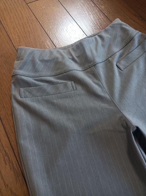 LOBJIE ロブジェ★定価12000円なめらか全方向伸び伸びパンツ★履き心地抜群★美美品★足長効果細見ストライプ★送料無料★ < 女性ファッション  LOBJIE ロブジェ★定価12000円なめらか全方向伸び伸びパンツ★履き心地抜群★美美品★足長効果細見ストライプ★送料無料★ < 女性ファッションの