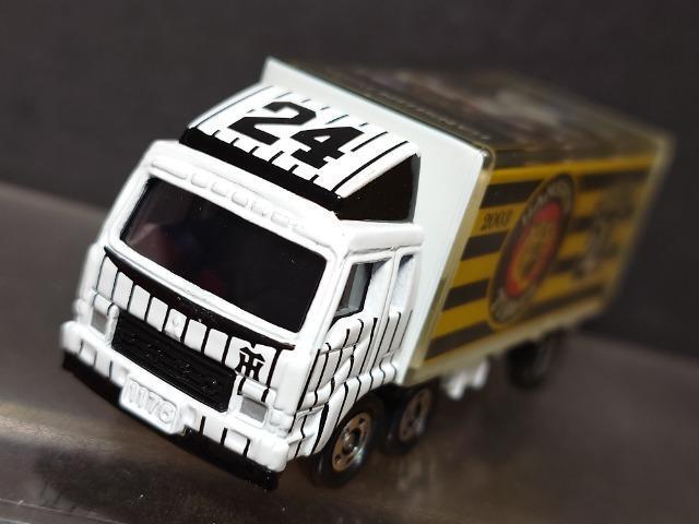 ★2003阪神タイガース優勝記念トミカ★24桧山 三菱ふそうトラック★TOMY★ < ホビー ★2003阪神タイガース優勝記念トミカ★24桧山 三菱ふそうトラック★TOMY★ < ホビーの