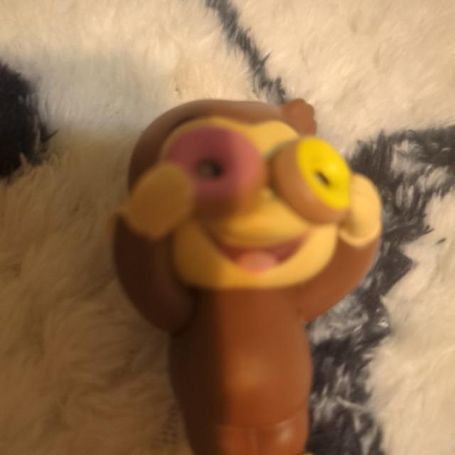 おさるのジョージHide&Seekかくれんぼフィギュア ドーナツ < ホビー おさるのジョージHide&Seekかくれんぼフィギュア ドーナツ < ホビーの