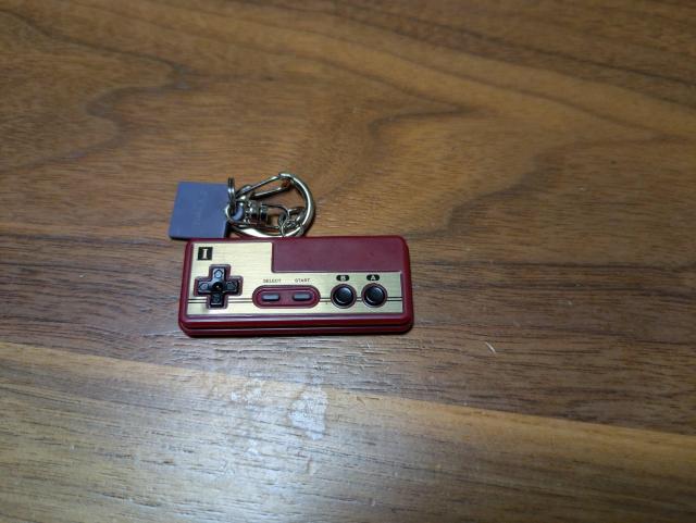 ファミコンキーホルダー < ホビー ファミコンキーホルダー < ホビーの