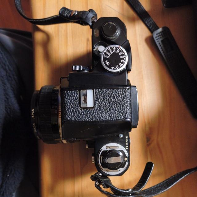 �j�R���@nikon F2�@������ �� �Ɠd/AV�� 