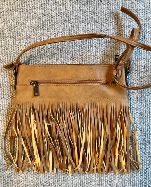 革バック一点 写真では2点だが < 女性ファッション  革バック一点 写真では2点だが < 女性ファッションの