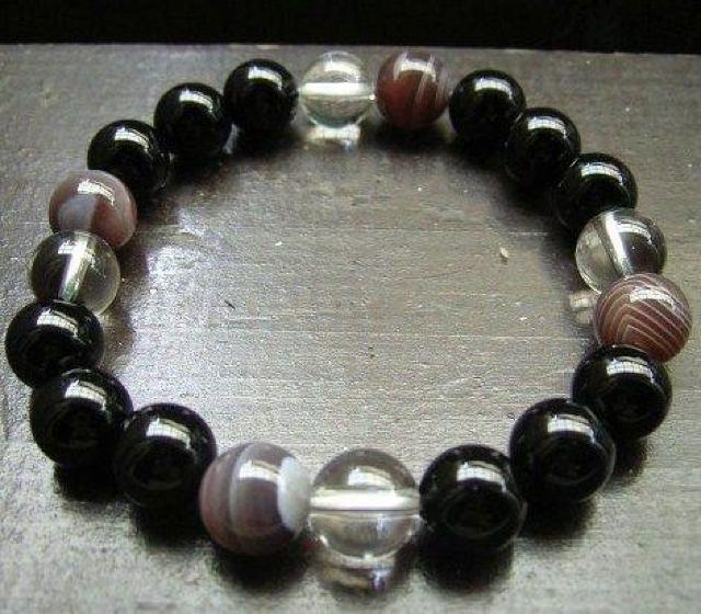 オニキスxアゲートx水晶ブレスレット 天然石 パワーストーン < 男性アクセサリー/時計  オニキスxアゲートx水晶ブレスレット 天然石 パワーストーン  < 男性アクセサリー/時計の