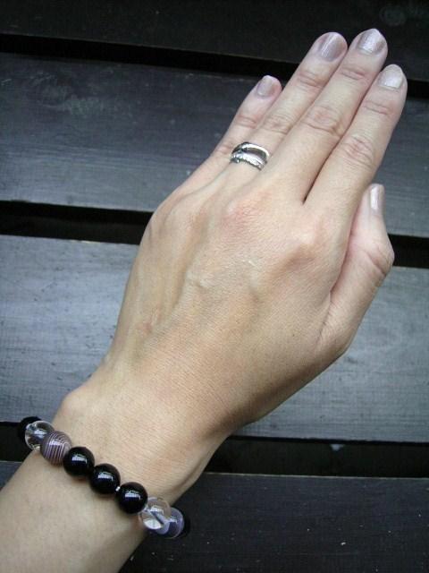 オニキスxアゲートx水晶ブレスレット 天然石 パワーストーン < 男性アクセサリー/時計  オニキスxアゲートx水晶ブレスレット 天然石 パワーストーン < 男性アクセサリー/時計の