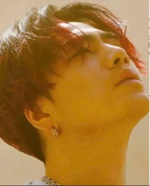 登坂広臣さん 着用 ピアス ゴールド メンズ レディース トリニティピアス < 男性アクセサリー/時計  登坂広臣さん 着用 ピアス ゴールド メンズ レディース トリニティピアス < 男性アクセサリー/時計の
