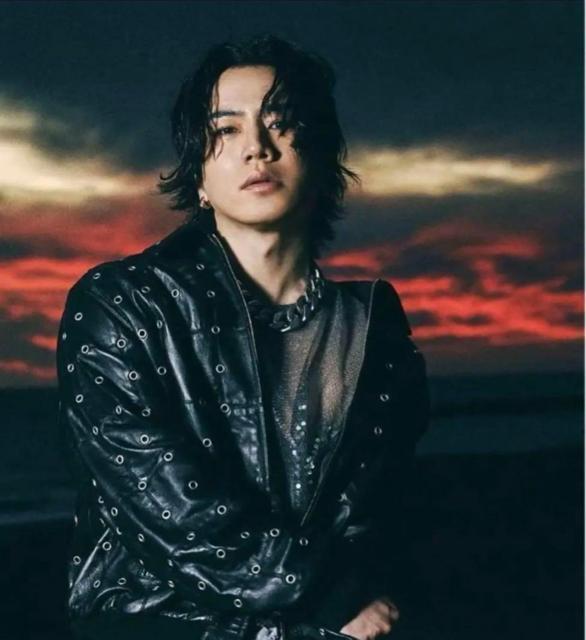 登坂広臣さん 着用 ピアス ゴールド メンズ レディース トリニティピアス < 男性アクセサリー/時計  登坂広臣さん 着用 ピアス ゴールド メンズ レディース トリニティピアス < 男性アクセサリー/時計の