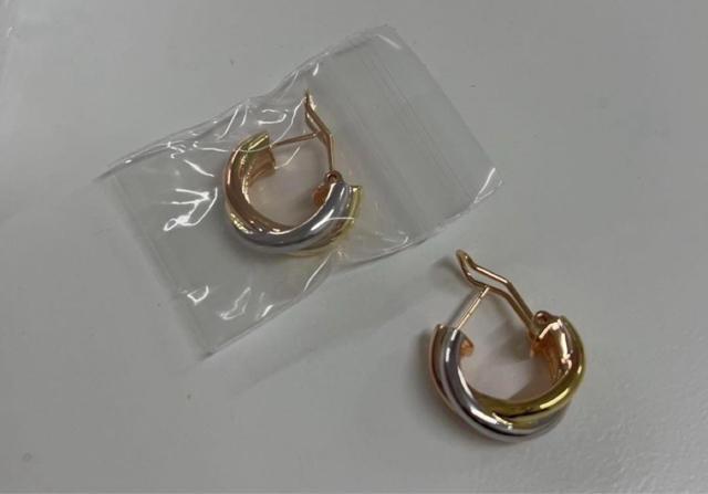 登坂広臣さん 着用 ピアス ゴールド メンズ レディース トリニティピアス < 男性アクセサリー/時計  登坂広臣さん 着用 ピアス ゴールド メンズ レディース トリニティピアス < 男性アクセサリー/時計の