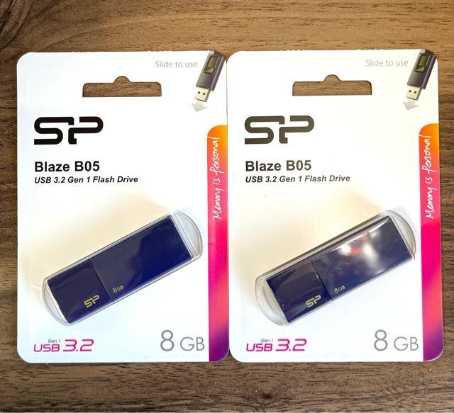 USB[8GB VRp[USB3.0 XCh()y2Zbgz 