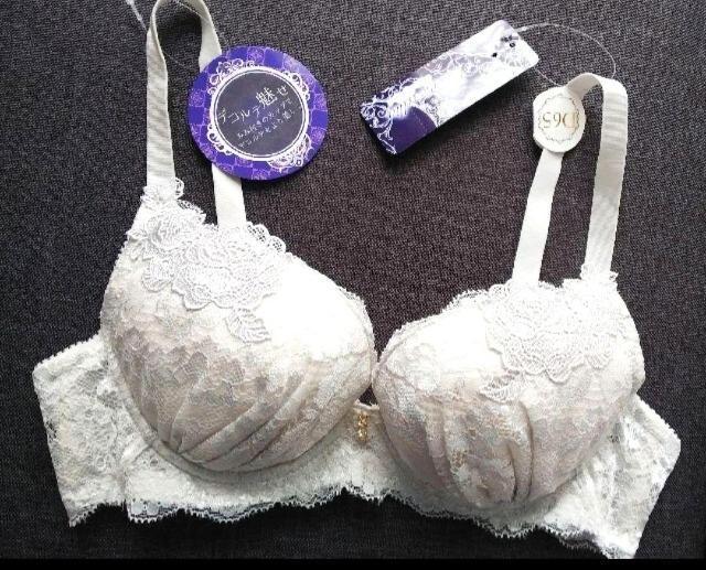 cUTSHAKE BODYDoux relliaJԃCNuW[Q_  t@bV 