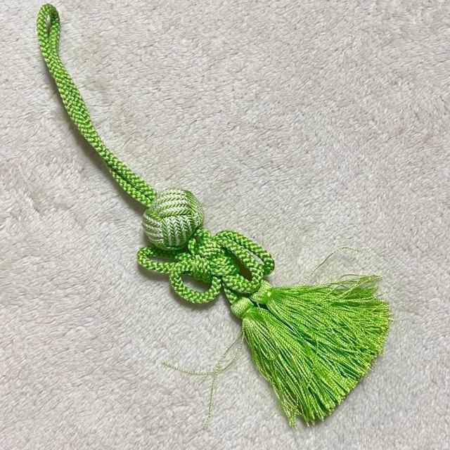 美品 振袖向き 正絹 帯揚げ 帯締め 伊達襟 4点セット 黄緑 緑 < 女性ファッション 美品 振袖向き 正絹 帯揚げ 帯締め 伊達襟 4点セット 黄緑 緑 < 女性ファッションの