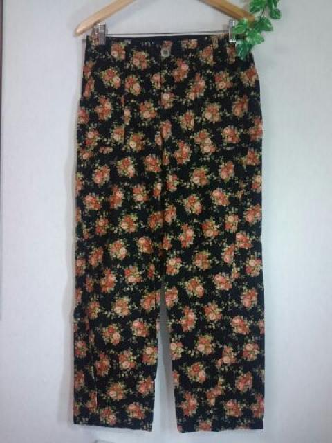 *PAGE BOY* 花模様コーデュロイパンツ M < ブランド *PAGE BOY* 花模様コーデュロイパンツ M < ブランドの