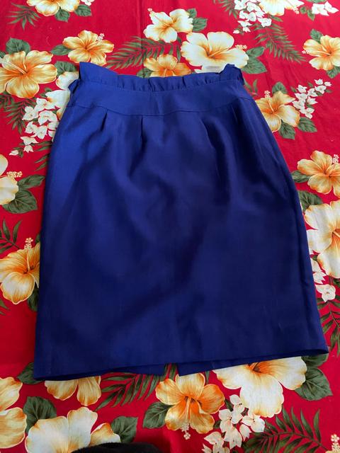 美品☆Fabulous☆CECIL McBEE☆濃青シンプルタイトスカート☆ < ブランド  美品☆Fabulous☆CECIL McBEE☆濃青シンプルタイトスカート☆  < ブランドの