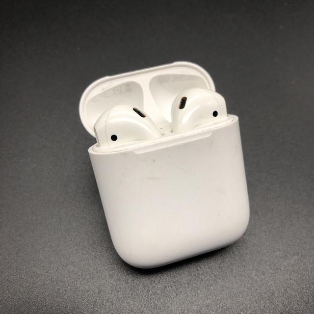   Apple Abv AirPods GA|bY 1  Ɠd/AV 