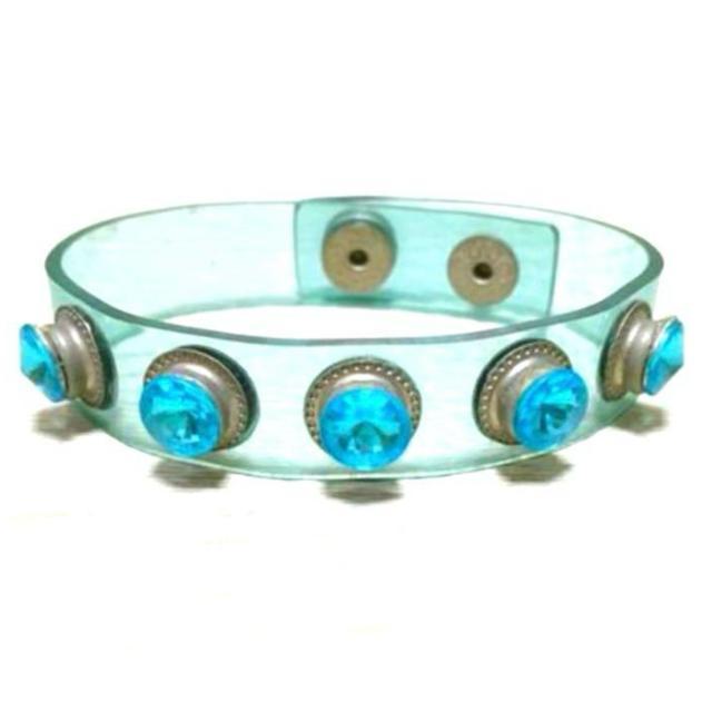 【美品】夏ブレスレット2点セット/ターコイズ/クリアバングル < 女性アクセサリー/時計 【美品】夏ブレスレット2点セット/ターコイズ/クリアバングル < 女性アクセサリー/時計の